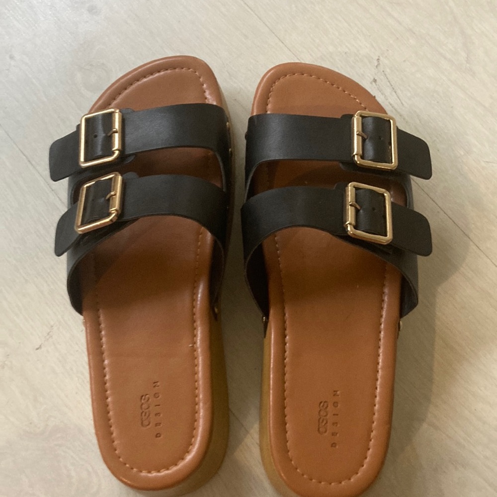 ASOS size 9 platform black 2 strap sandals